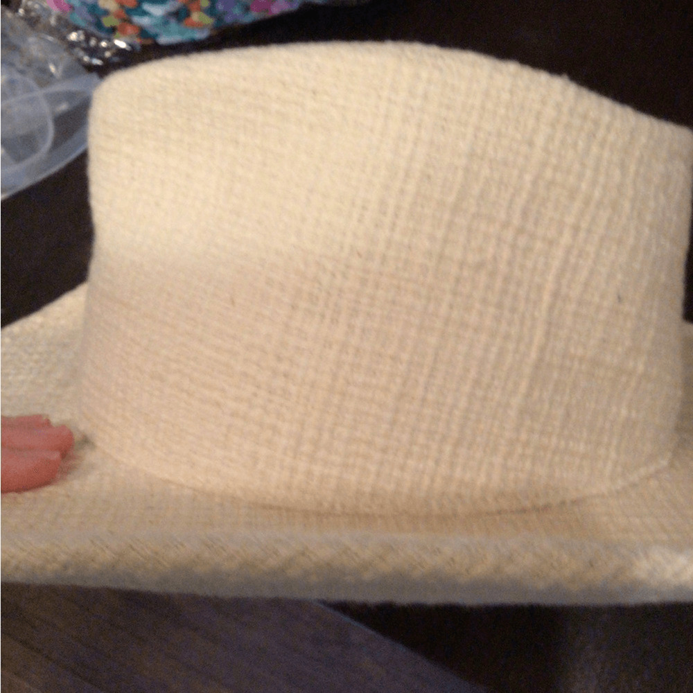 NEW ! Rare Textured Lack of Color cream cowgirl - Picture 4 of 4